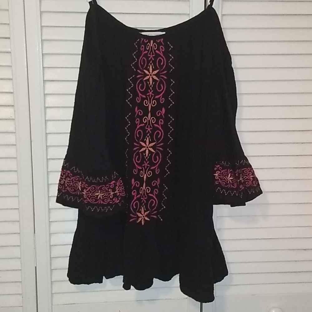 Beach lunch lounge cold shoulder top